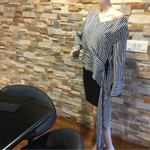 ALICE + OLIVIA Alba Crossover Striped Tie-Waist Silk Blouse - Picture 6 of 11